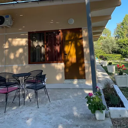 Harmonia ゲストハウス Vlorë